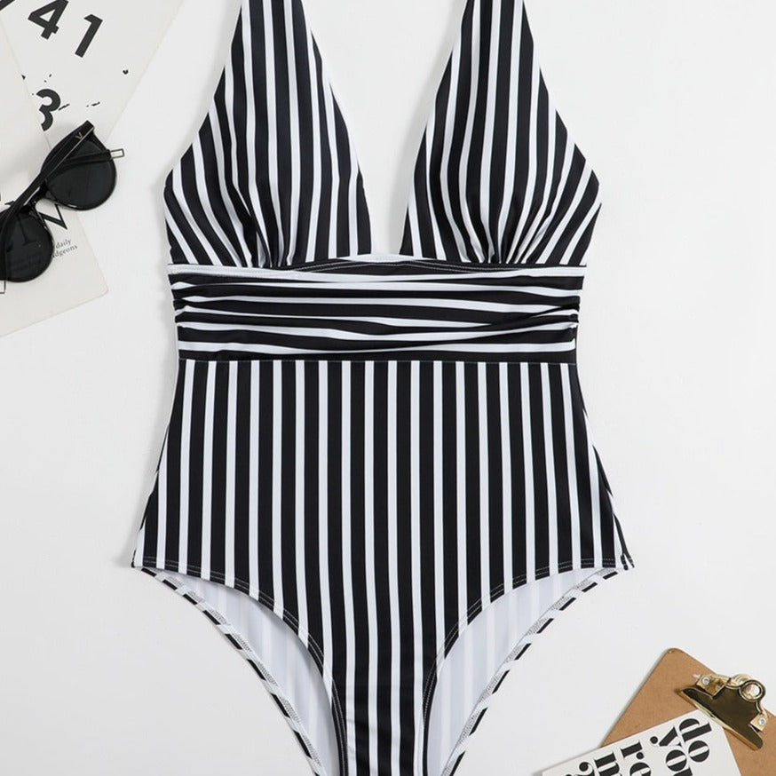 Klasyczny jednoczęściowy strój kąpielowy w paski